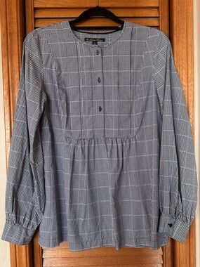 Like new Brooks Brothers blouse